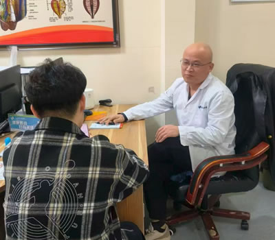 澎湖县|男科医师高朋磊：守护男性健康，专业男科诊疗